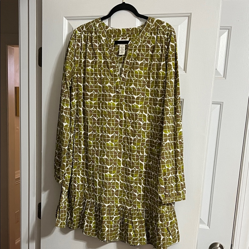 Jessica Simpson Green and White Long Sleeve Ruffle V Neck Belted Patterned Dress